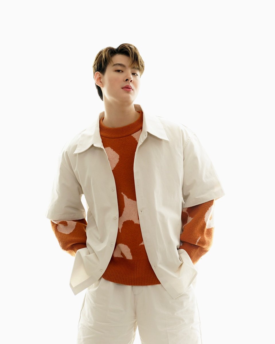 Saint_sup's tweet photo. พร้อมจะหยุดเสมอกับใครก็ได้ ถ้าเจอไฟแดง #marimekkothailand
#TANACHIRA #LEELA
#Saint_sup #MingEr https://t.co/89m4LJWd6x