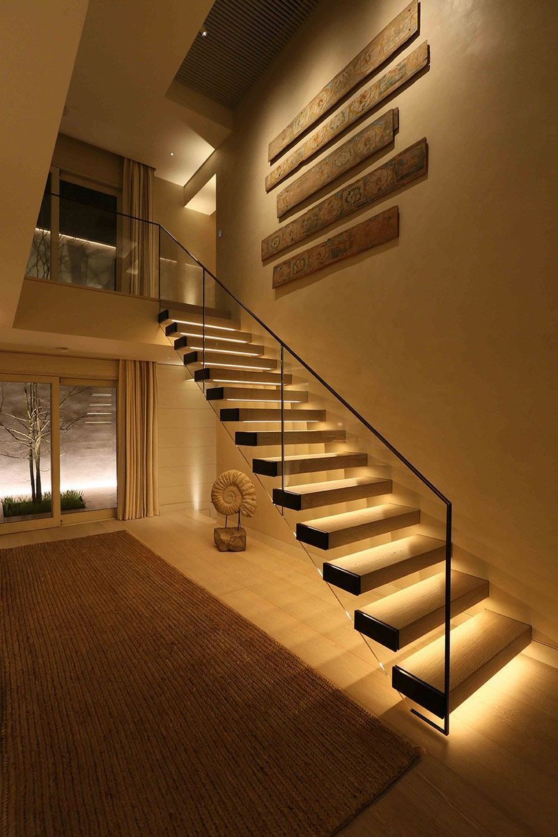 Modern lighting calls for modern solutions.

Not only does staircase lighting help with safety. Now you can get your glass of milk upstairs without spilling it. 

#led #ledlighting #lightingsupply #ledvance #lighting