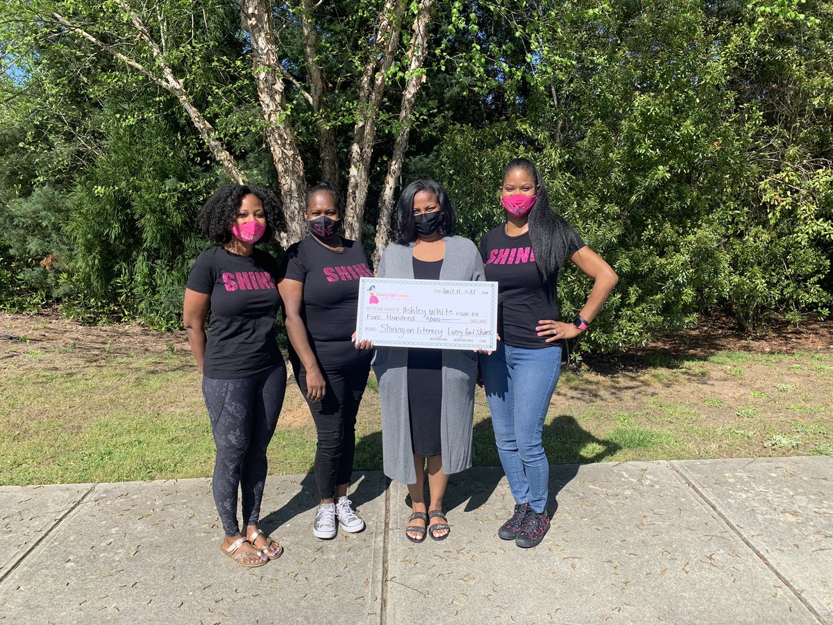 EveryGirlShine's tweet image. Sunday is a fun day to give back! Wrapped up our Shining on Literacy Community Service Project with Ashley White, First Grade Teacher at Compton Elementary School. Donated 20+ videos reading our favorite books along with $500 to assist with classroom supplies. 
#lovingothers