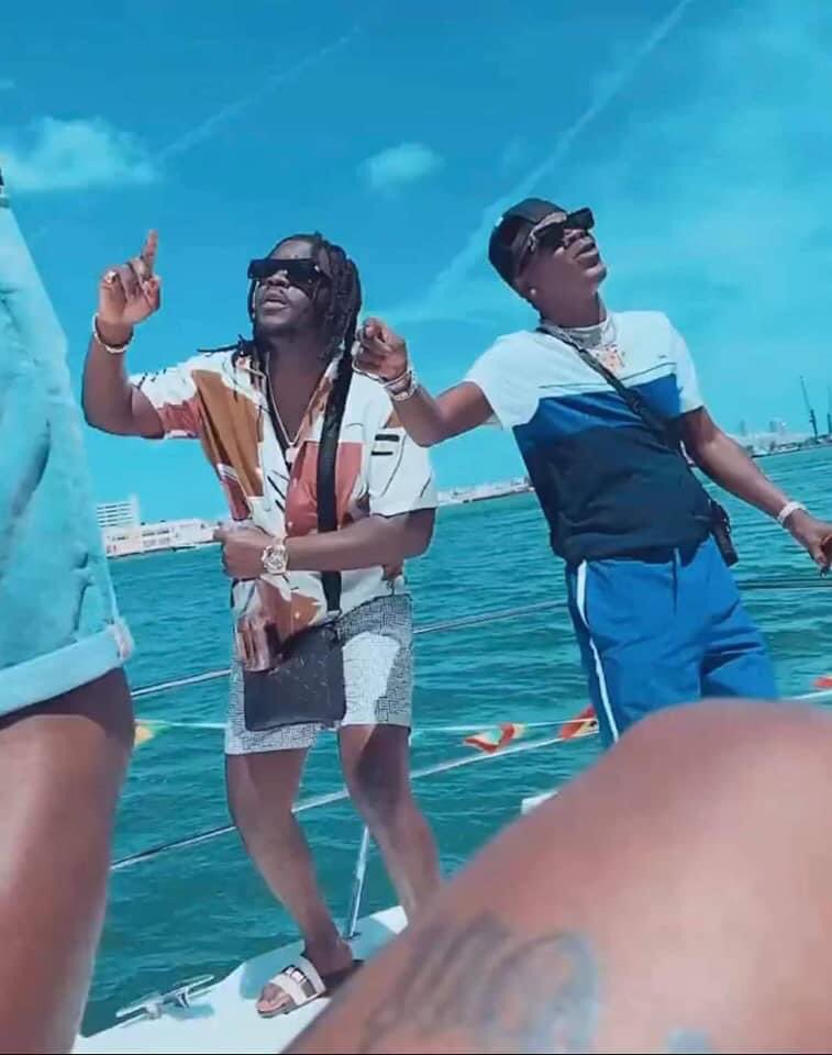 ShattaSZN's tweet photo. #StarLifeVideo shoot 🇺🇸❤️🔥

@shattawalegh @JupitarOfficial #StarLife #BillboardNews 
https://t.co/wRSMsc6oBv