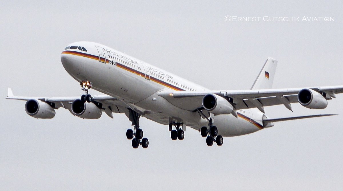 ErnestGutschik's tweet photo. VIDEO β‘οΈ https://t.co/7TScCMHJEA
German Air Force #GAF898 Airbus A340-300 executing a low approach over RWY 05 in Toronto enroute from CFB Comox and then proceeding direct to CFB Goose Bay. What a treat! https://t.co/eZVBQZ1voR