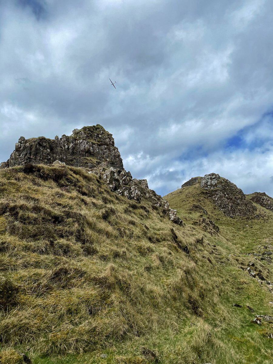 Emmet_84's tweet photo. In complete contrast to this morning, the sun made an appearance. The Binevenagh walk is beautiful. @coolfm @barrabest @WeatherCee @causewaynews @DiscoverNI @ILoveNorthCoast @VisitCauseway @LoveBallymena @irishdaily_ https://t.co/5gdVLUC1W5