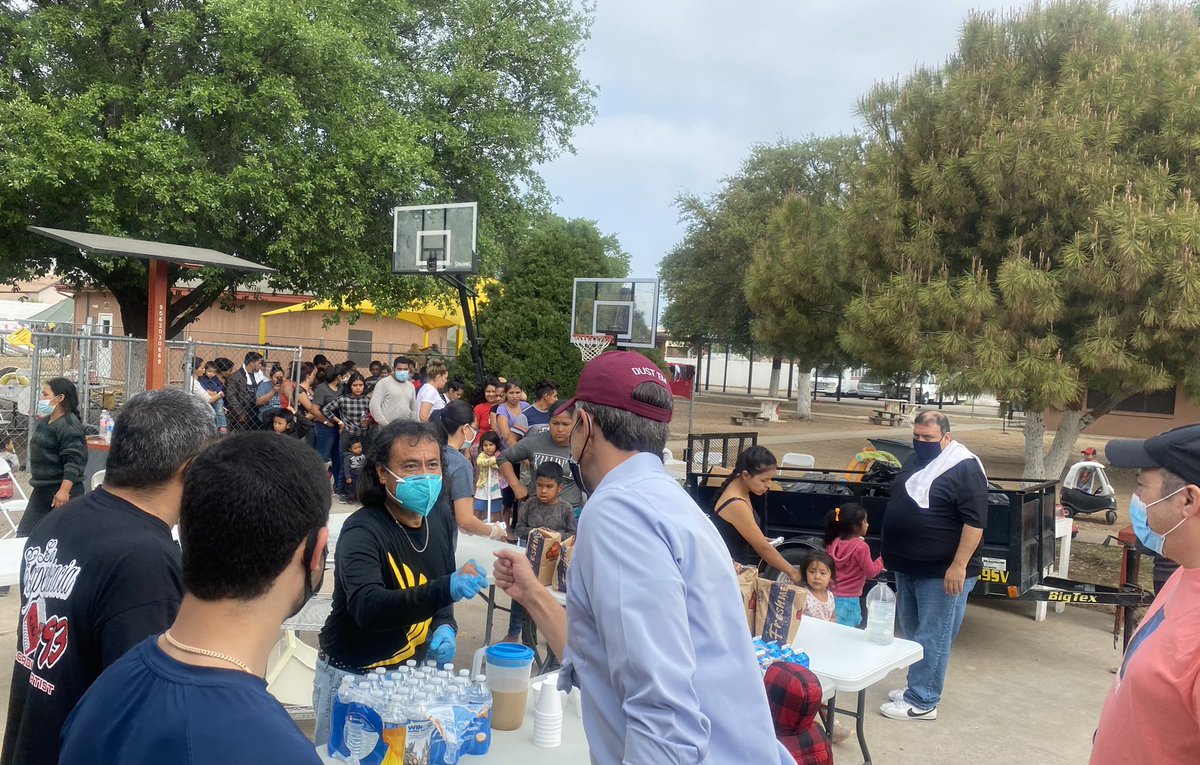 Spent the morning at the Holding Institute in Laredo where they are providing shelter to recently arrived immigrants, as well as Laredo residents experiencing homelessness. 40 people were dropped off at the shelter last night and 20 more are coming in from Zapata county today.