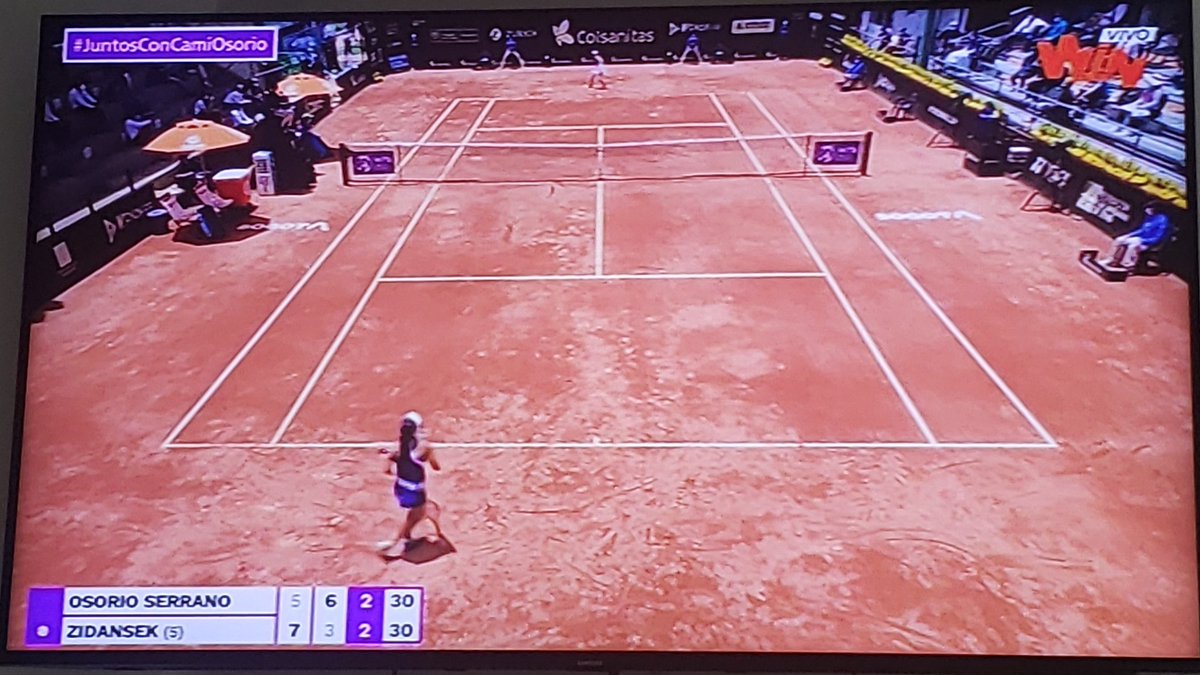 julioave's tweet photo. #JuntosConCamiOsorio desde Ibagué apoyando nuestro tenis. https://t.co/HsvMlFkZXU
