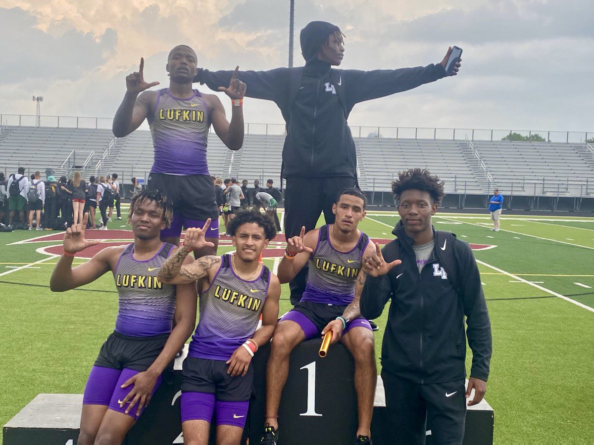 Lufkin’s boys district track meet. First in the 4x1, 4x2, and 4x4. Aj first and Cris fourth in long jump. Area up next. #LP <a href="/Lufkin_Sports/">LufkinPantherSports</a> <a href="/diazcristian02/">cristian ❄️</a> <a href="/jujudiaz_02/">juju🏝</a> <a href="/KeltonWright2/">Kelton Wright</a> <a href="/jaykeevien/">4RG💙</a> <a href="/TheTru7Aj/">8/27💔</a> <a href="/jacorius_taylor/">Jacorius Taylor</a>