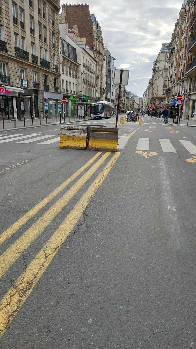 GGdela's tweet photo. Il suffit d'une promenade dans le #XVeme pour prendre conscience de la pauvre politique d'urbanisme de la majorité de @Anne_Hidalgo #saccageparis @PierreLiscia @Philippe_Goujon https://t.co/aOK4CHT3xD