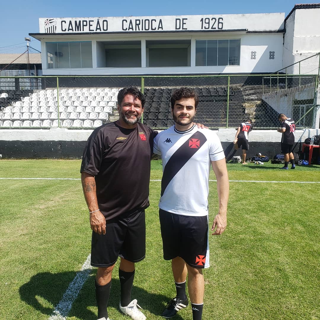 JairoRochaFilho's tweet photo. 21 anos do meu melhor amigo, meu parceiro, meu ídolo, minha vida... Parabéns, @JairoRochaNeto ! Te amo! https://t.co/DZTuY7BuEY