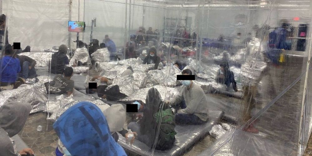 GrassRootRevolt's tweet photo. Biden administration funding request reveals multi-billion dollar migrant resettlement plan https://t.co/cskNBjkc6O https://t.co/e5mrdKfNcZ