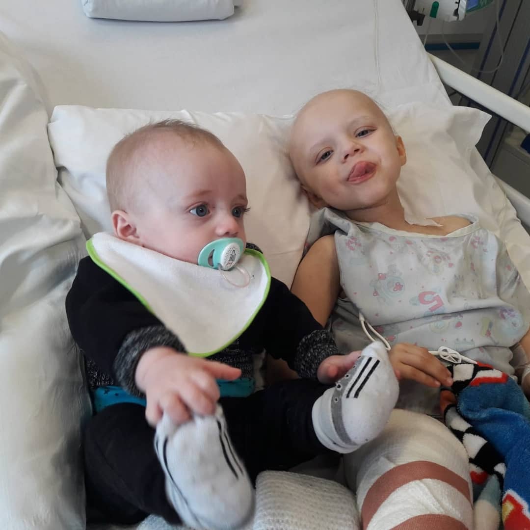 3 years today I was amputated to help treat my bone cancer.

To mark this anniversary my Sophie's Sparkle fund has been able to donate to <a href="/SteelbonesUK/">SteelBonesUK</a> to support the work they do.

Thank you Steel Bones for all your support. Keep up the great work xx