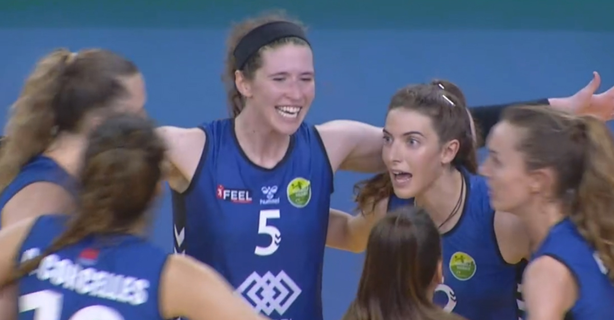 Final de partido 2-3 para <a href="/voleyAlcobendas/">Voleibol Alcobendas</a> ¡Qué gran partido nos habéis ofrecido! ¡Enhorabuena chicas! La próxima semana la gran final en Madrid. 
#Aguanteelfeel #VoleyAlcobendas #Voley
<a href="/Fundalcobendas/">Fund.Dep.Alcobendas</a> <a href="/FMadridVB/">Federación de Madrid de Voleibol</a> @ALCBDS_Ayto