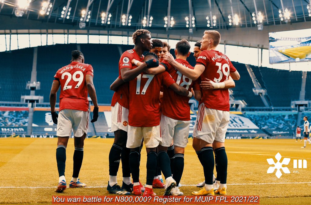 ManUtdInPidgin's tweet photo. No Manchester United fan suppose get few followers because we get 120 million #MUFC daily active users on Twitter!

Retweet and drop ‘❤’ make we follow each other!! 
#TOTMUN https://t.co/IMHzfkhmOX