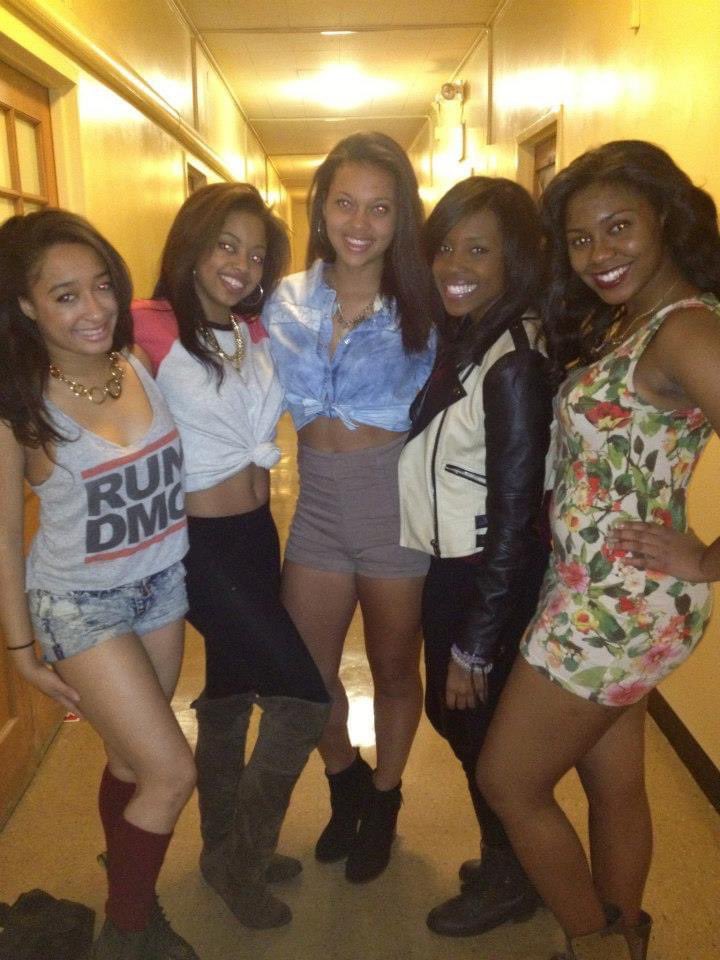 maurachanz's tweet image. Them Abby Hall girls. #SpelmanFoundersDay