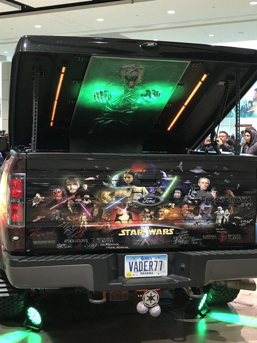 Starwarsgirl75's tweet photo. #SWCC2019 #memories https://t.co/dY8Ahnokqh