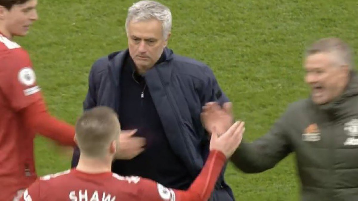ESPNFC's tweet photo. Solskjaer was loving life at full-time 😅 https://t.co/NeZacSNqmB