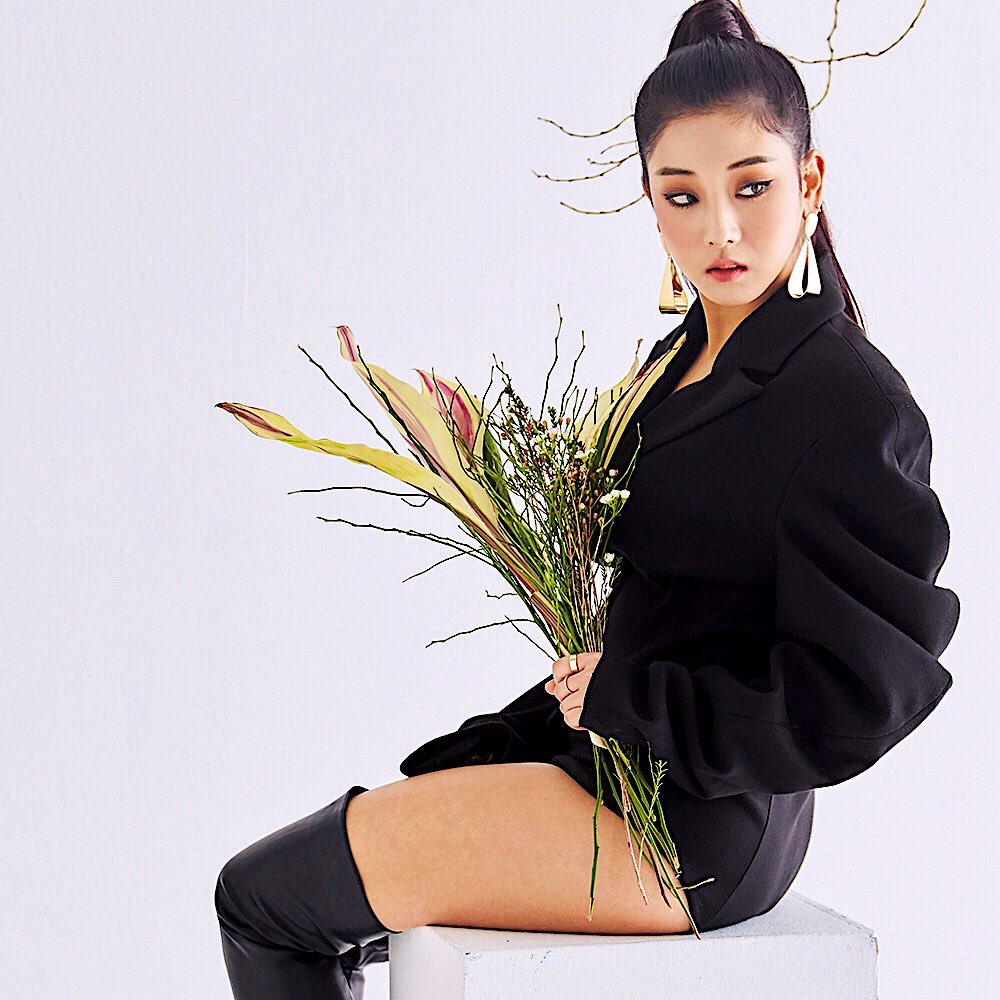 LOOKSCLC's tweet image. #승연 #CLC #씨엘씨