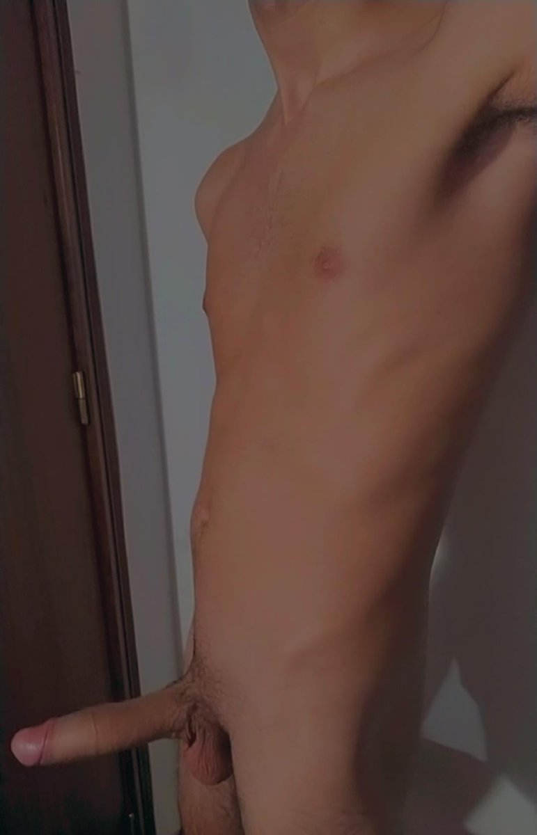Julio96682500's tweet photo. Por acaso alguém gosta de twinks? 😈
Querem mais é só pedir que eu sou bonzinhooo 🤤 https://t.co/ll2FFFBmpn