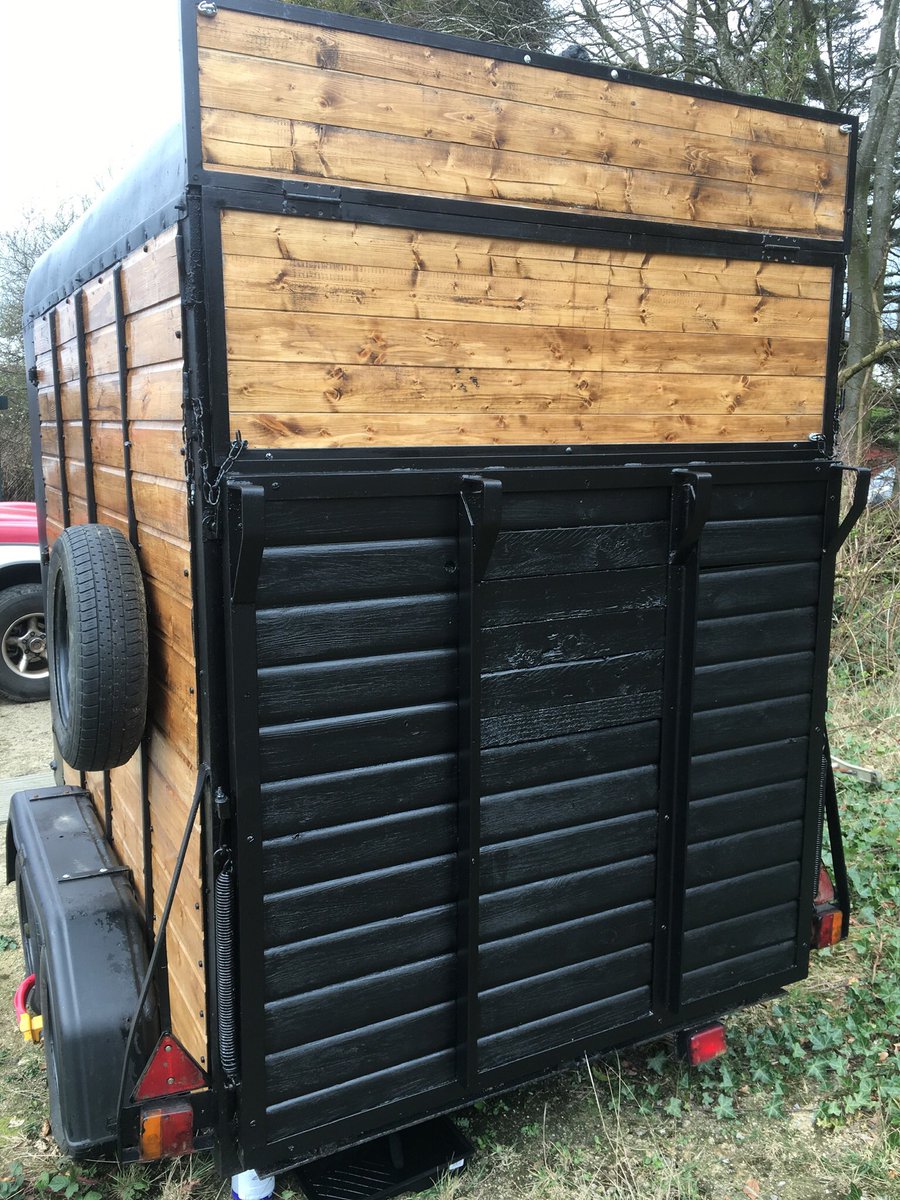 The Wonky Donkey tweet media