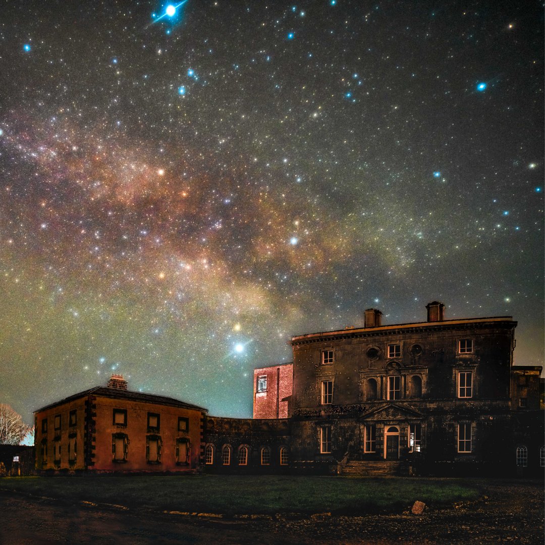 Happy International Dark Sky Week. 

Props to @edleepics for this epic shot of Hazelwood House with the milky way overhead ✨
⁠.
.
.
#IDSW2021, #DarkSkyWeek #DiscoverTheNight
#athruwhiskey