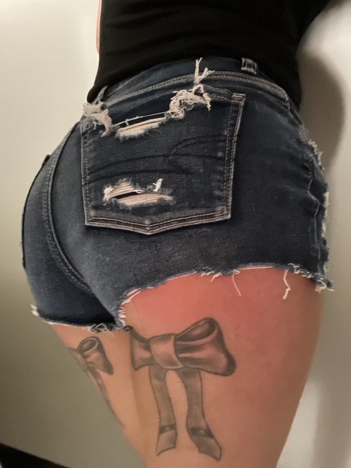 Friday Night Out 😘😘😘  #hot #followme #hotwife #photooftheday #smile #sexy  #RETWEET #SlutWife #milf <a href="/tag/hot"class="tags">#hot</a><a href="/tag/followme"class="tags">#followme</a><a href="/tag/hotwife"class="tags">#hotwife</a><a href="/tag/photooftheday"class="tags"><span>#photooftheday</span></a><a href="/tag/smile"class="tags"><span>#smile</span></a><a href="/tag/friday"class="tags"><span>#friday</span></a><a href="/tag/follow"class="tags"><span>#follow</span></a><a href="/tag/sexy"class="tags"><span>#sexy</span></a><a href="/tag/milf"class="tags"><span>#milf</span></a>