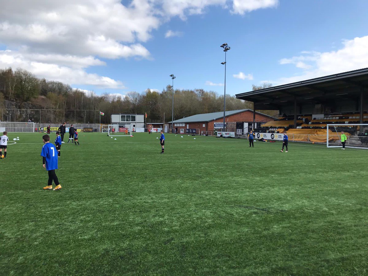 ptfcseasiders's tweet photo. U10: The under 10's were also in action at @CefnDruids as they had a great time at the lovely Rock venue. @TheJohnGunther said the lads "worked hard &amp; are improving every week" Congrats to man of the match JL. Well done boys.

Sponsored by @UpgradeEco 

https://t.co/4uNTBvvR2v https://t.co/Ydk3BtfLDT