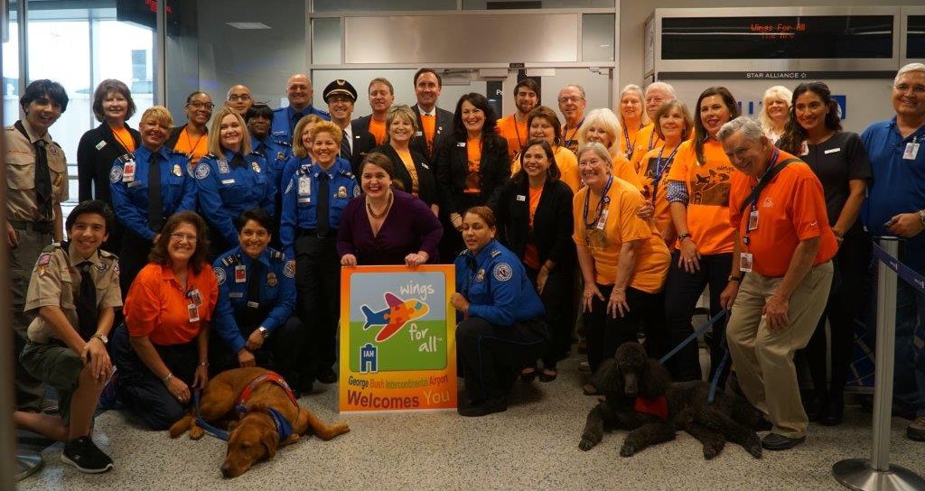 ellaghica's tweet photo. Making a difference in creating the magic of flight for everyone #WingsForAll @TheArcUS #Airports #PracticeFlight #EveryoneMatters https://t.co/jURboEZO56