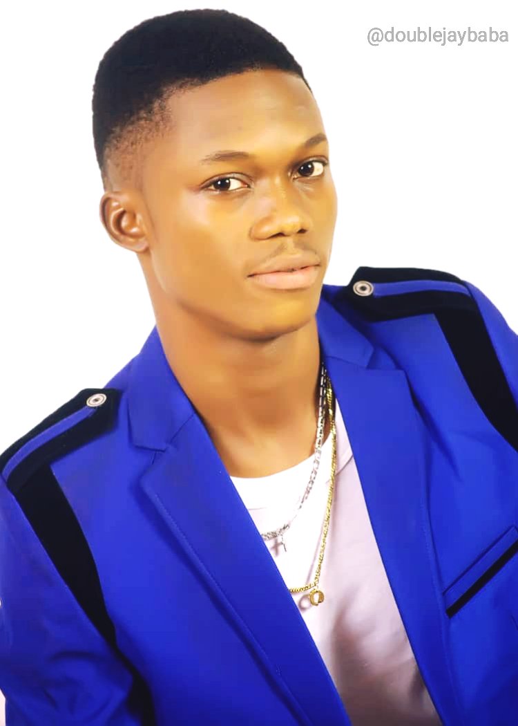 doublejay_baba's tweet photo. (1)🔔Take it 😎
(2)💎Be nice with me
(3)🧖🏿♂️Let it reflect on your bannas🙏
#Doublejaybaba
#NO FEAR🎗️ https://t.co/UGJglXNehQ