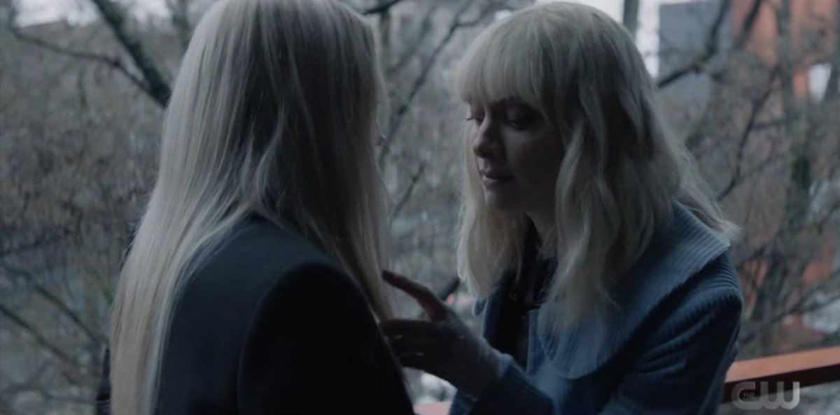 maryartchy's tweet image. got some very important screenshot #Batwoman