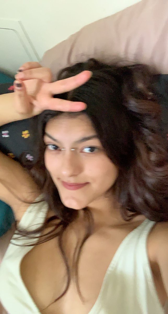 WHO WANT TO BE MY SLAVE FOR THE DAY