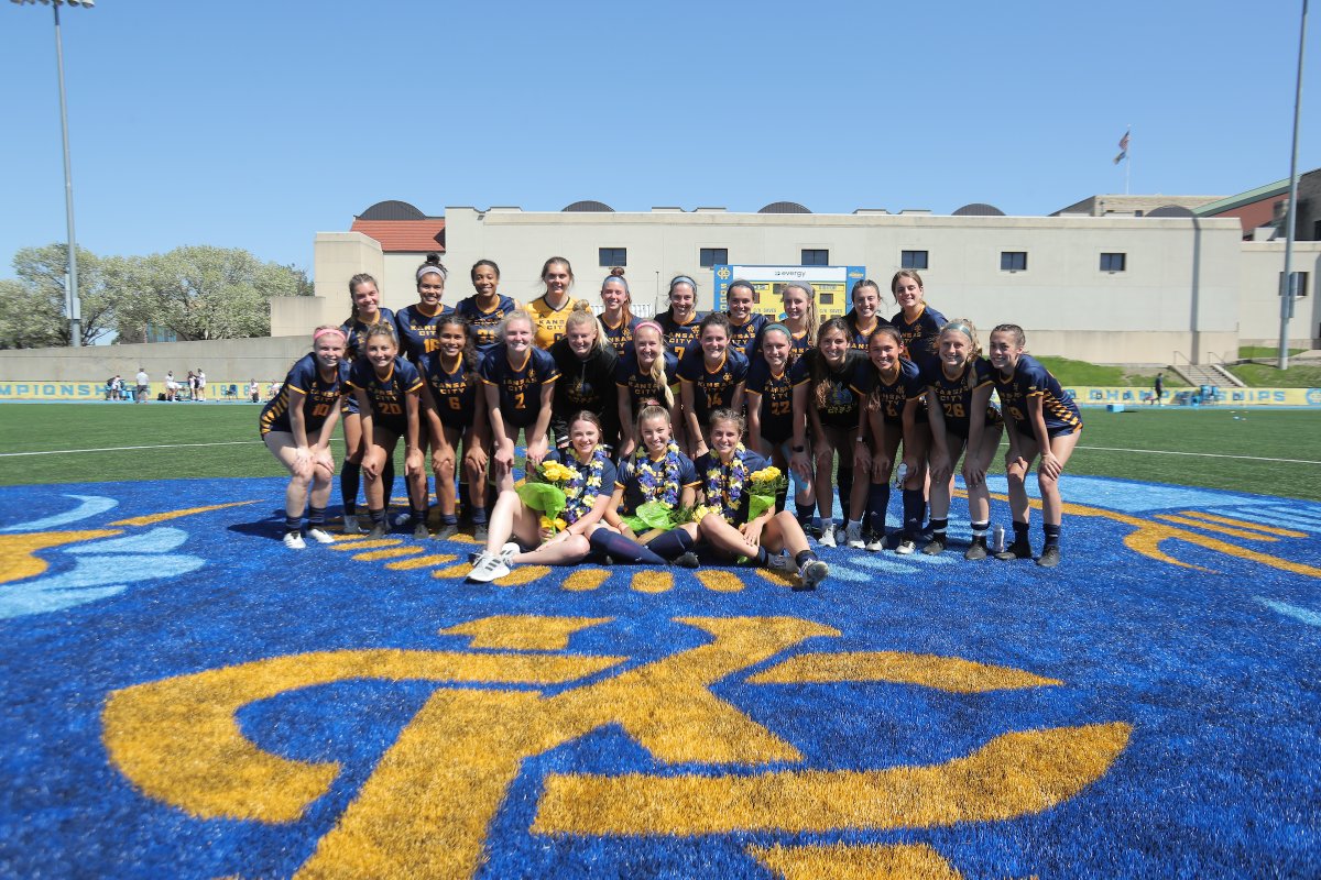 KCRoosWSoccer's tweet photo. Got to celebrate three amazing women after the match today. They've contributed so much to this program and are ready to go out and do great things in the world 💙💛

#KCRoos | #ROOUP | #DeclareKC https://t.co/Pxo3PuOoot