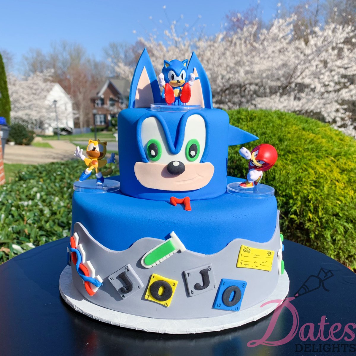 leahdates98's tweet photo. ⚡️💙Sonic 💙⚡️
#datesdelights #dmvcakes #cake #SonicTheHedgehog https://t.co/cly33uP6Hk