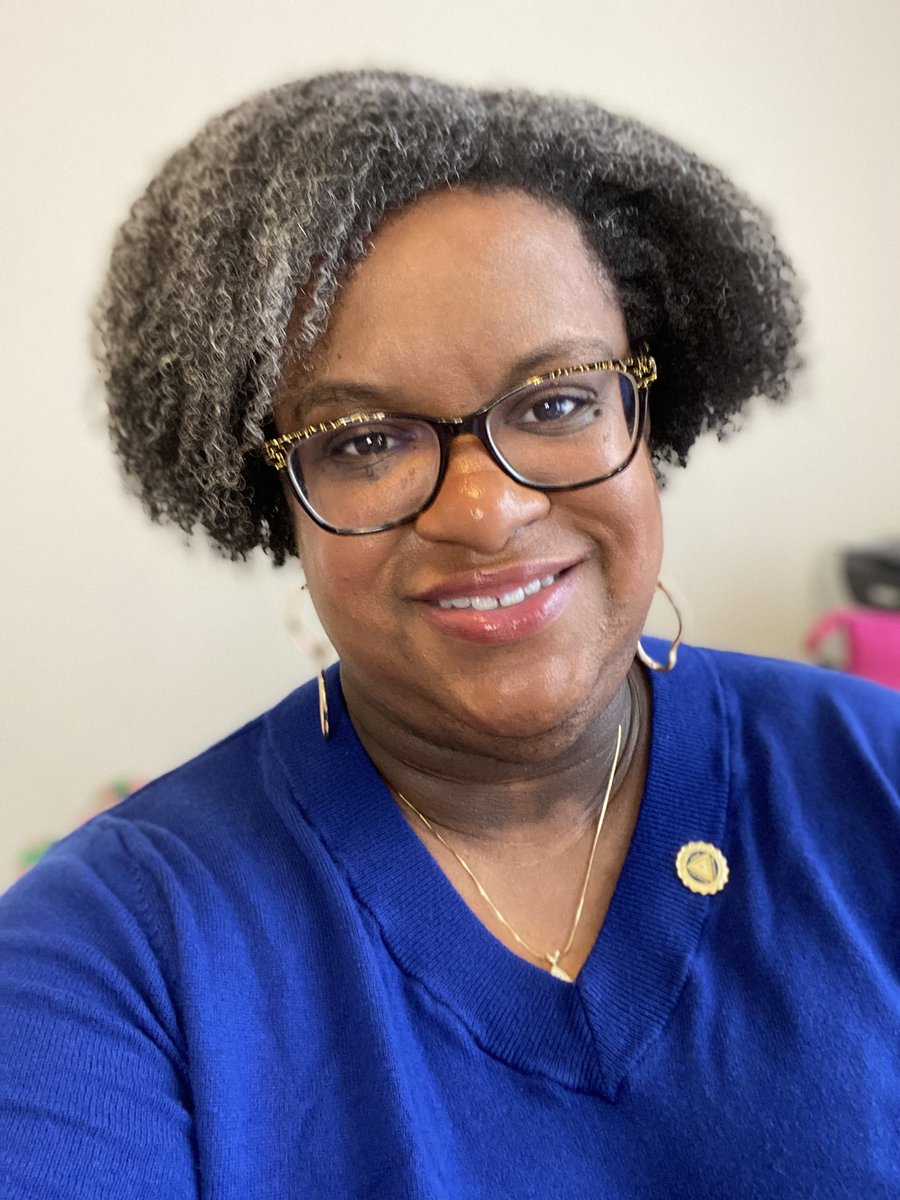 DrErikaBullock's tweet photo. Ready to accept the @AERA_SIGRME Early Career Publication Award at #AERA21 this evening. Wearing blue in honor of @SpelmanCollege 140th Founders’ Day. #SpelmanFoundersDay https://t.co/oFkj5mhXQO
