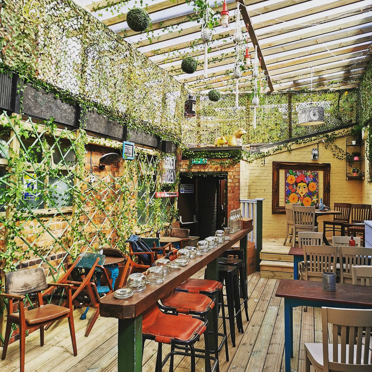 Pinchos Cafe & Tapas tweet media