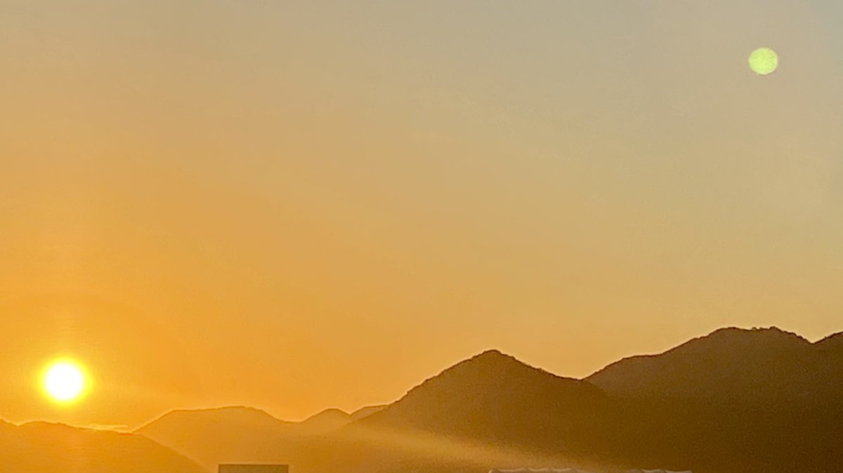 WagnerdeAssis10's tweet photo. Dia390. Another one bites the dust...
#diariodapandemia #pordosol #sunsetriodejaneiro #outono #fallinrio https://t.co/0HY6A4z2WA