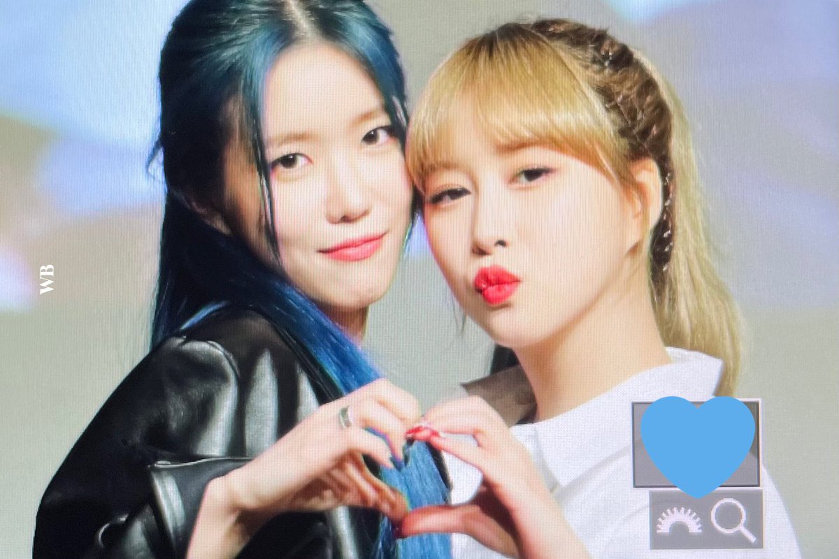 dayomithinker's tweet photo. gorgeous besties !! https://t.co/DUe5adZaXH