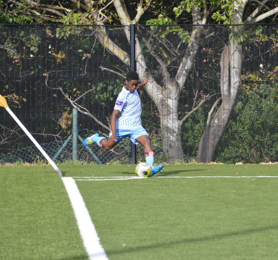 UCTFootballClub's tweet photo. UCTFC M1 4 - 2 Green Point Salesians

Nhlamuselo Ngoveni ⚽️
Sigqibo Tokwe ⚽️
Aphiwe Mgwiji ⚽️⚽️ https://t.co/ePBMvxfc60