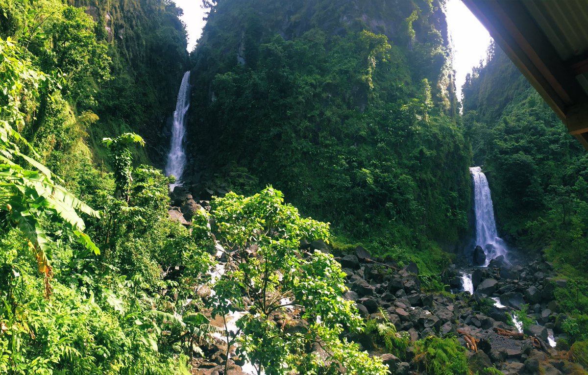 This mountain is home to iconic communities such as Trafalgar and Wotten Waven where you can find the Trafalgar Falls and sulfur springs like Ti Kwen Glo Chaud. It also home to our next volcanic center/geological feature in addition to the Freshwater and Boeri Lakes