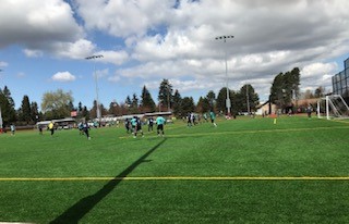 AnabelleD7's tweet photo. It is fun to watch young adults play with all their might, i'd rather watch those kids, versus watching spoiled professionals. 
#sundayvibes #SundayThoughts #sunnyday #life https://t.co/Mpau51yd4L