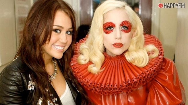 Miley Cyrus: "I love Lady Gaga. I'm a HUGE fan of hers. She's always herself to the full. She's very creative, she does her own stuff."