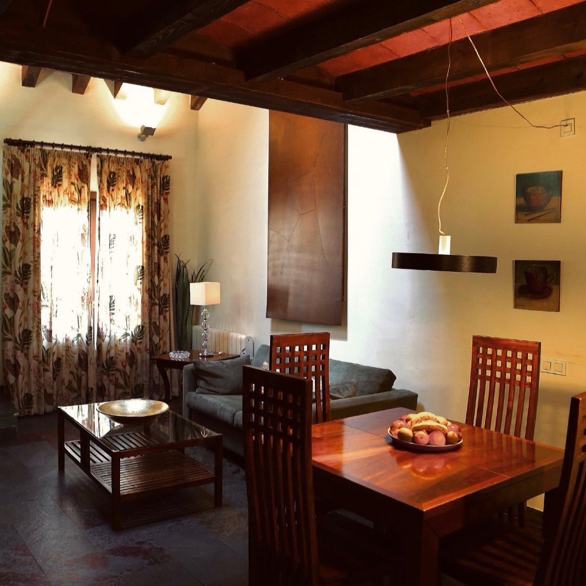 ✨𝗛𝗲𝗿𝗰𝘂𝗹𝗲𝘀✨Alojamiento lleno de elegancia, pasión y experiencias por descubrir #sierranortemadrid #turismorural  #braojos #casaruralmadrid #teletrabajo #petfriendly #estrellarural