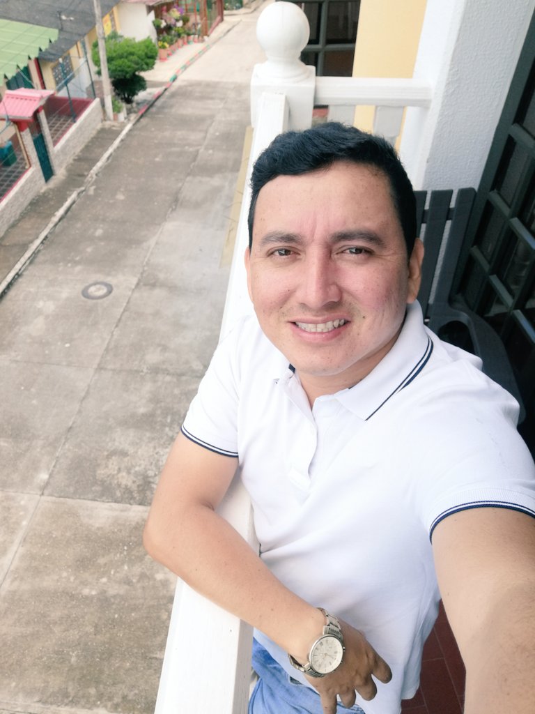 Siempre lo estoy buscando, intentando, y se que las cosas en algún momento estarán a mi favor..