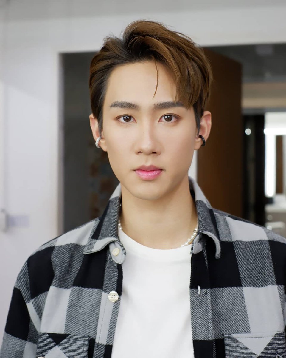 hourlyCisT's tweet photo. #captainchonlathorn #กัปตัน https://t.co/1k4AsJuqpr
