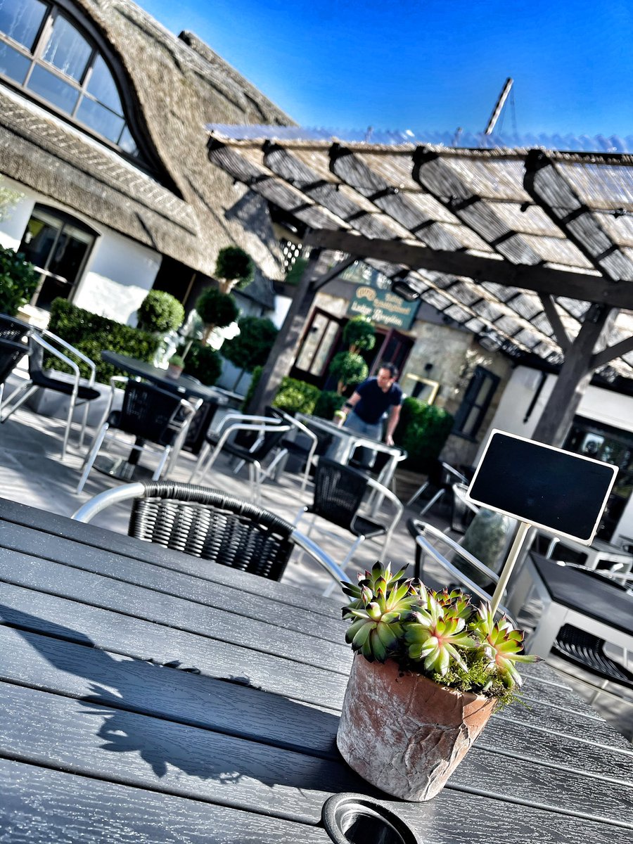 Open Monday!!!!!!! #FeelGoodMonday #lavacanzapatio #chefvincenzo #friendsandfamily