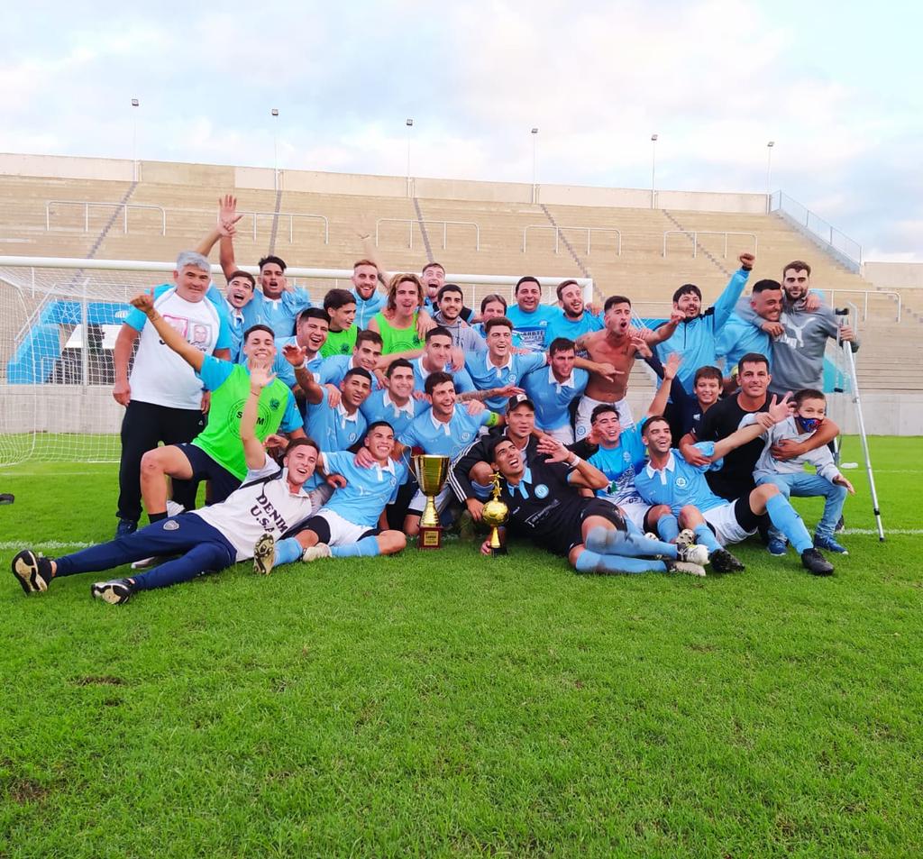 ClubSocialRllo's tweet photo. El Social ya salió CAMPEÓN...🎶
El Social ya salió CAMPEÓN...🎶

🙌🏆💙 https://t.co/sAkYdwqMKx