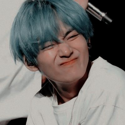 Taehyung always is so cute, and beautiful with curly hair he always look so amazing and dazzling  #방탄소년단뷔  #BTSV  #V  @BTS_twt