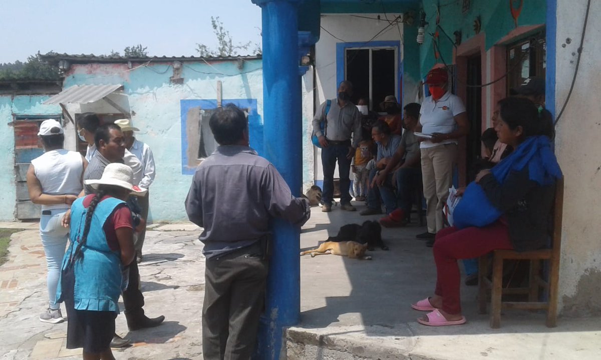Esther_Mtz04's tweet photo. En cada paso que damos nos hacemos más fuertes, hoy las familias de las comunidades de El Molino y Nexticapan de #Zacapoaxtla se suman al proyecto.
#ElPTestáDeTuLado #Puebla #YoConEsther #Morena #PartidoVerde https://t.co/Jhf7LnHuDP
