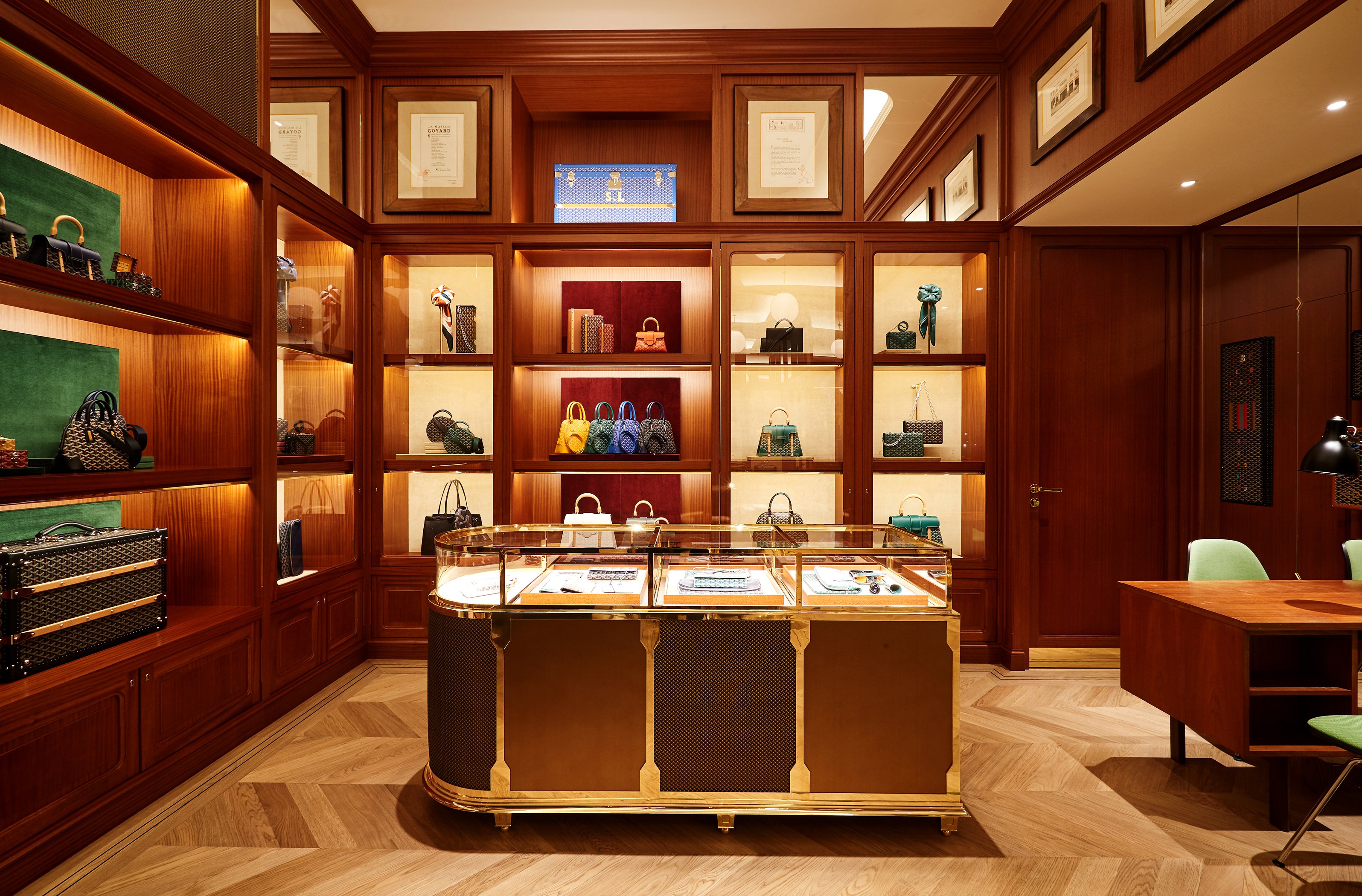 GoyardOfficial on X: Maison @Goyard is pleased to announce the opening of  a new #comptoir in #Seoul at the #Shinesegae Department Store in #Gangnam   / X