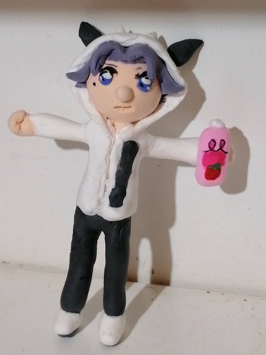 ladafisa's tweet photo. No les había comentado pero aquí hice un Atobe Vaquita(hacer funko pops más lo mío :/) #atobekeigo #miloha https://t.co/ZbIlKBDDkE