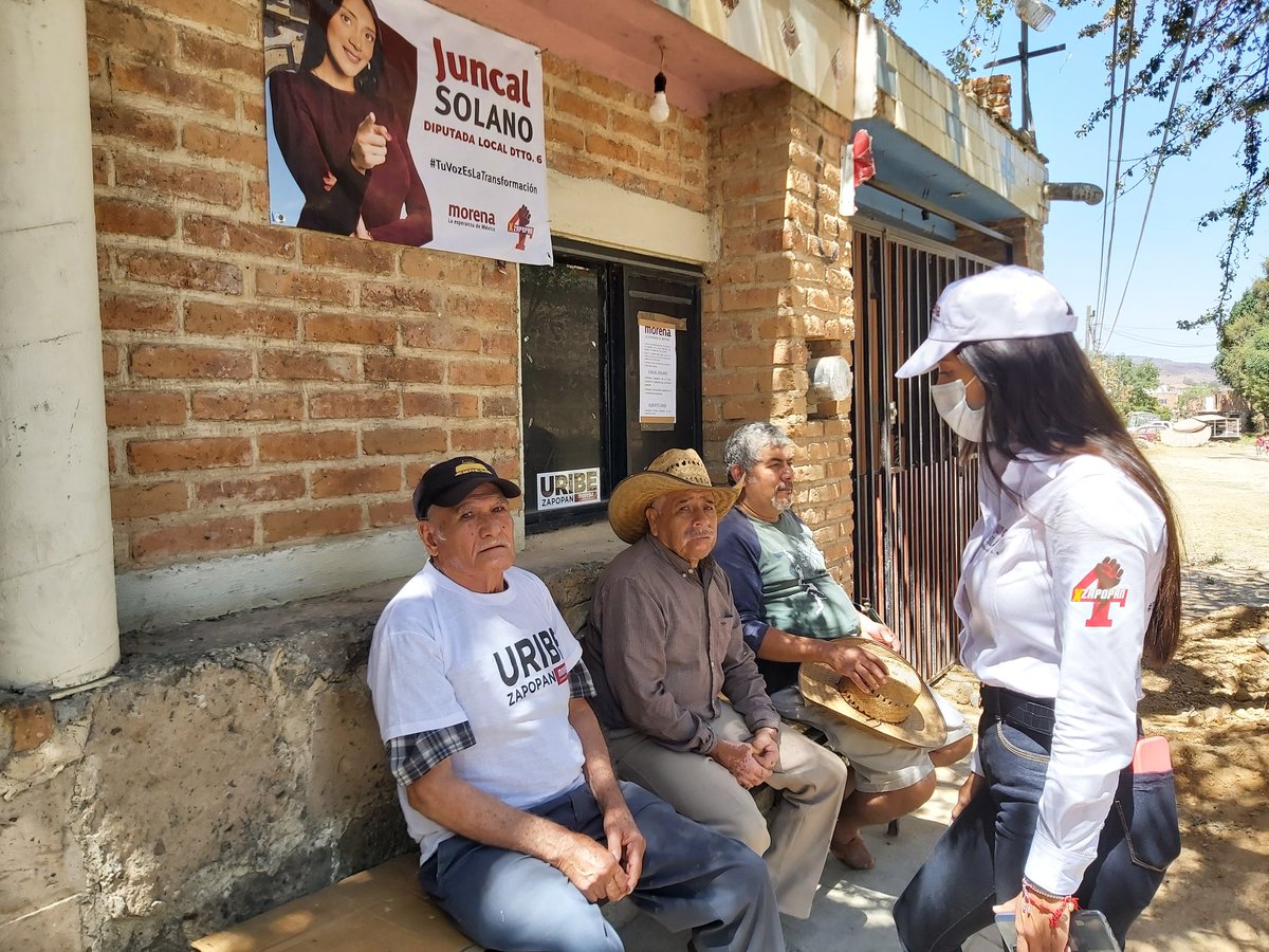 Muy temprano visitamos Nextipac, La Soledad y El Cerrito. Misma historia,  @MovCiudadanoJal el partido de @EnriqueAlfaroR engañó utilizando el  presupuesto para obras que sólo fueron para la foto.  #TuVozEsLaTransformación