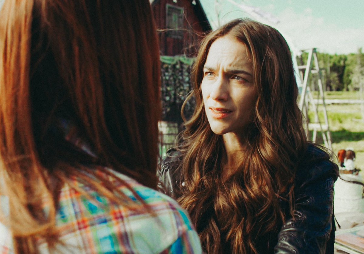 Wynaught a thread for the best friends and newly minted sister-in laws.   #WynonnaEarp   #BringWynonnaHome