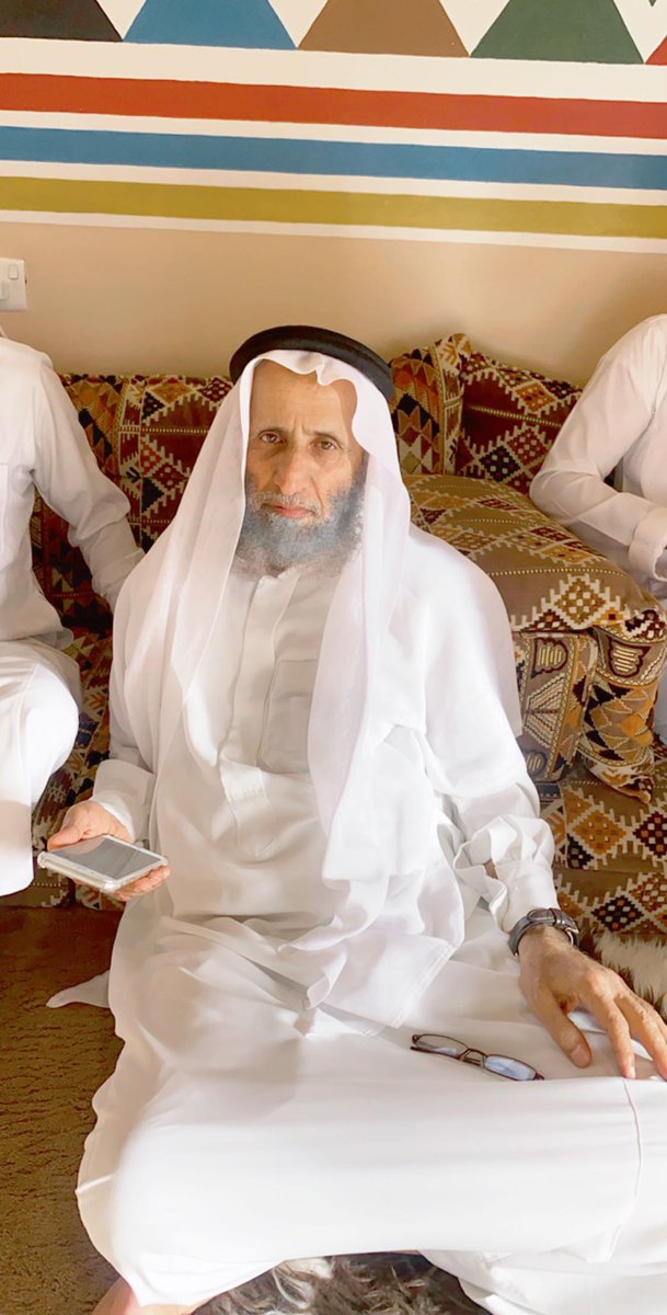 تبارك المكتبة العامة ب #خميس_مشيط لأحد روادها الدكتور عبدالله بن زربه حصوله على شهادة الدكتورة في التاريخ جعلها الله عونا له على طاعته.
<a href="/aajz07/">عبدالعزيز بن زربه</a> 
<a href="/DrZarbah/">د. محمد بن عبدالله زربه</a>